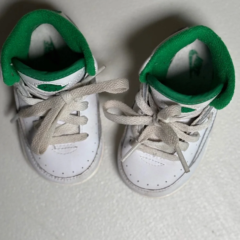 Nike Air Jordan 2 Retro DQ8563-103 Lucky Green Flight Club Shoes Toddler Size 4C